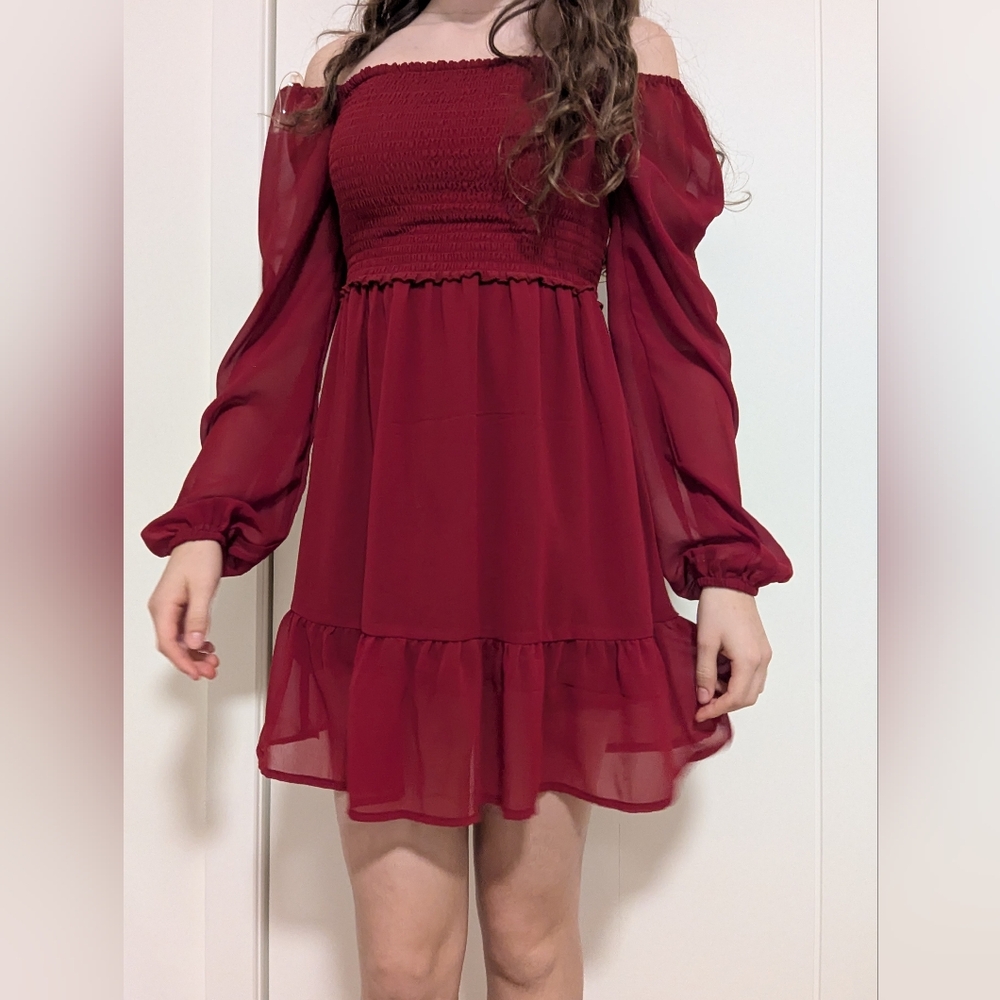 Simons Off-Shoulder Red Long Sleeve Dress